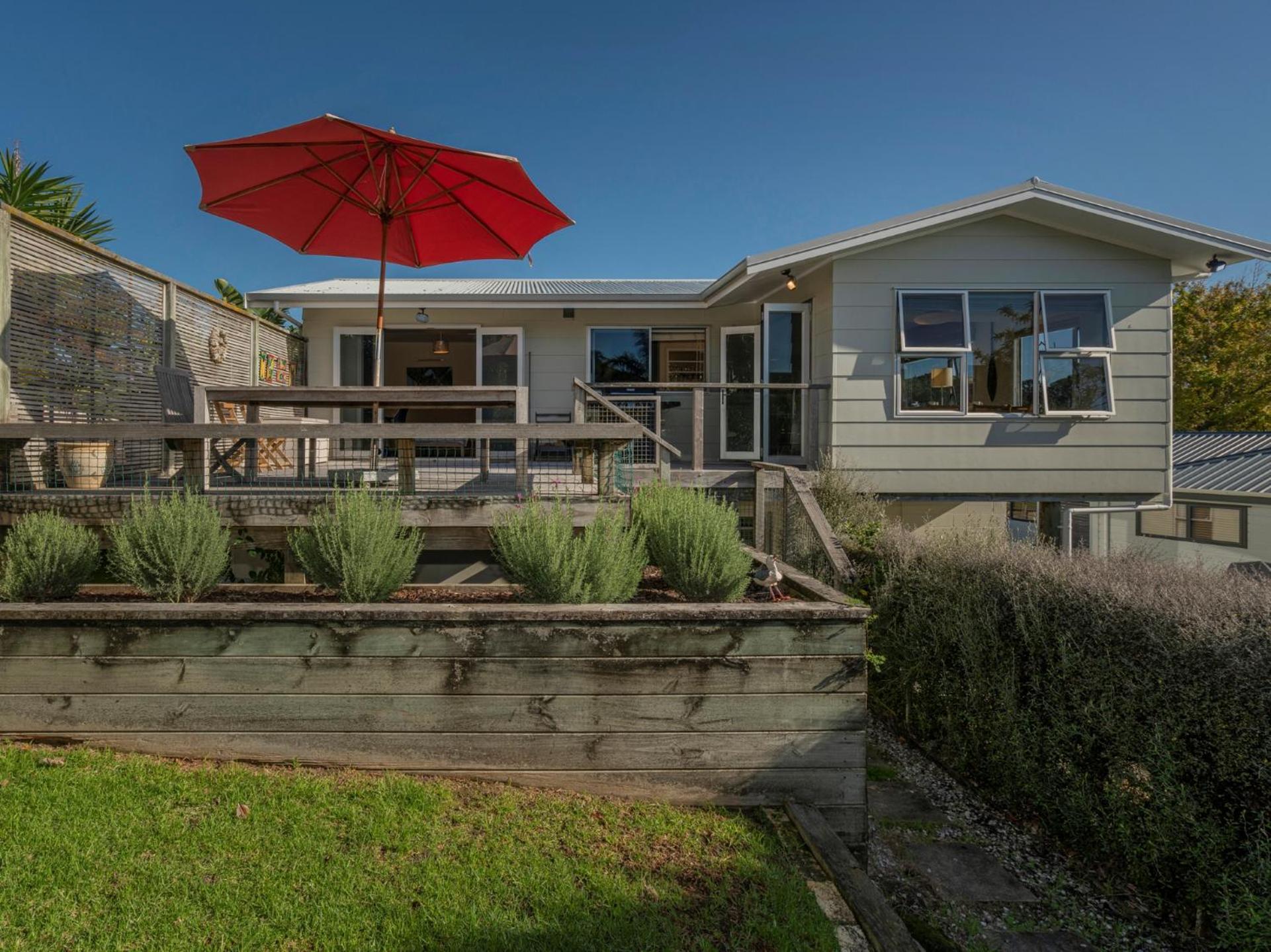 Hahei Kiwi Bach - Hahei Holiday Home Eksteriør billede
